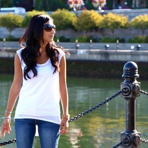 Meet your Posher, Reena